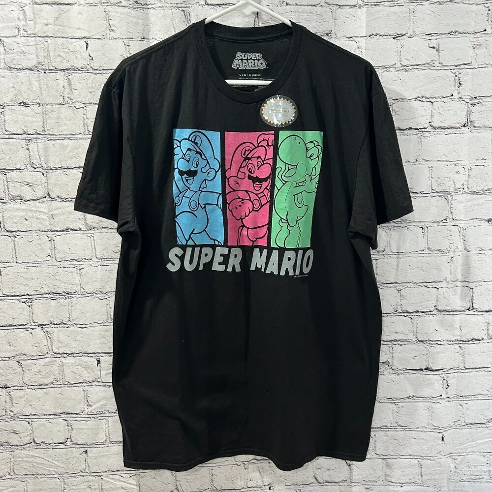 Men's "Super Mario Bros" T shirt Size L (42/44)